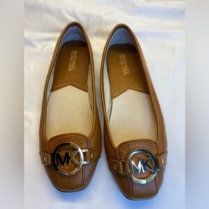Michael Kors brown leather flats